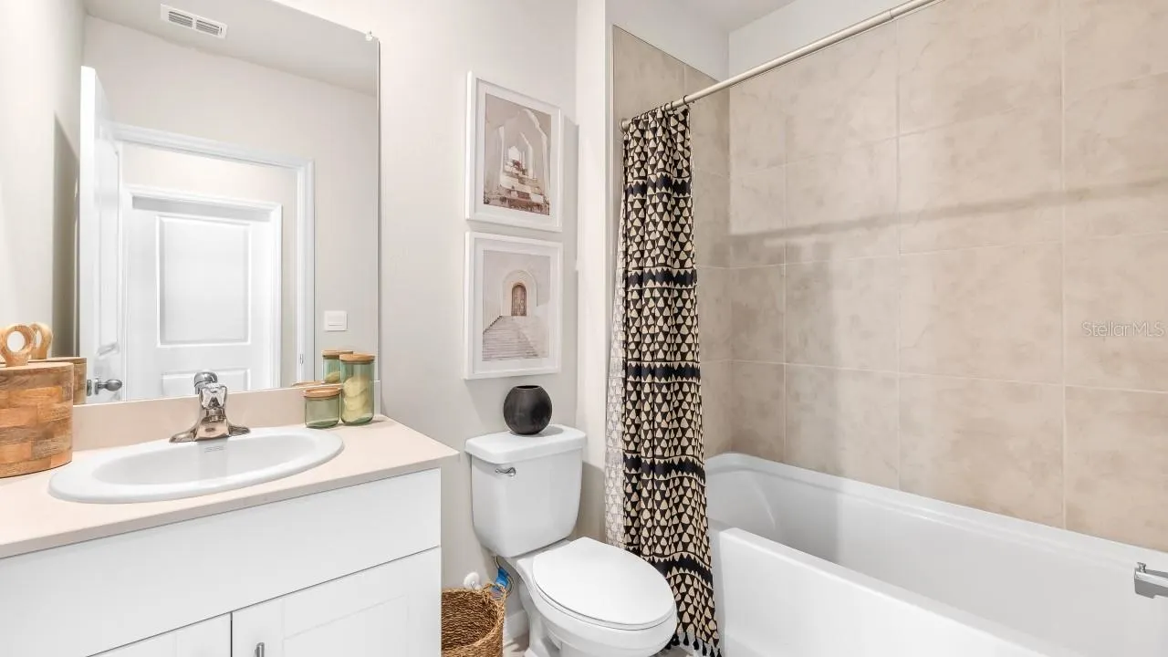 4815 SCHUBERT TRL