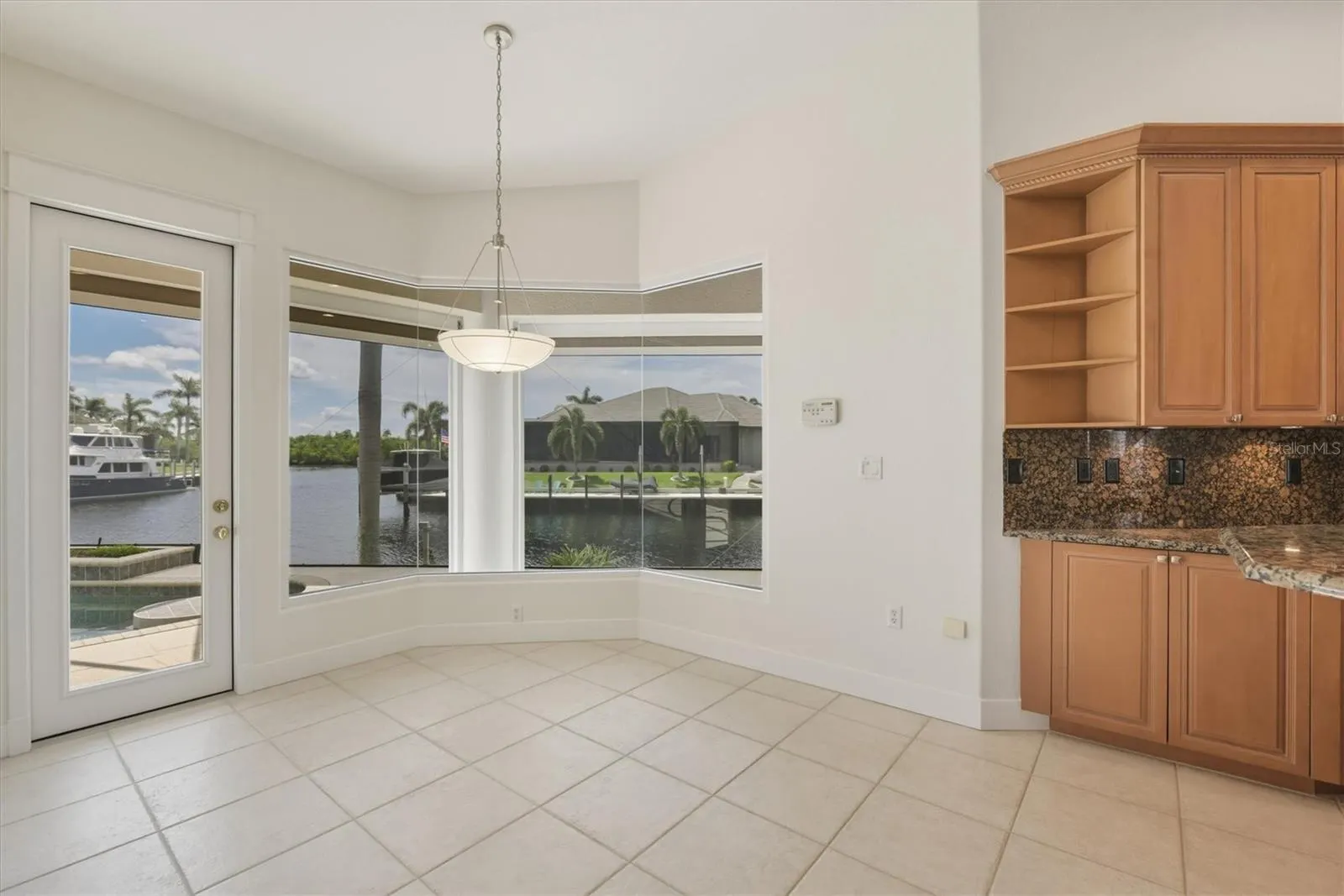 1700 LOS ALAMOS DR