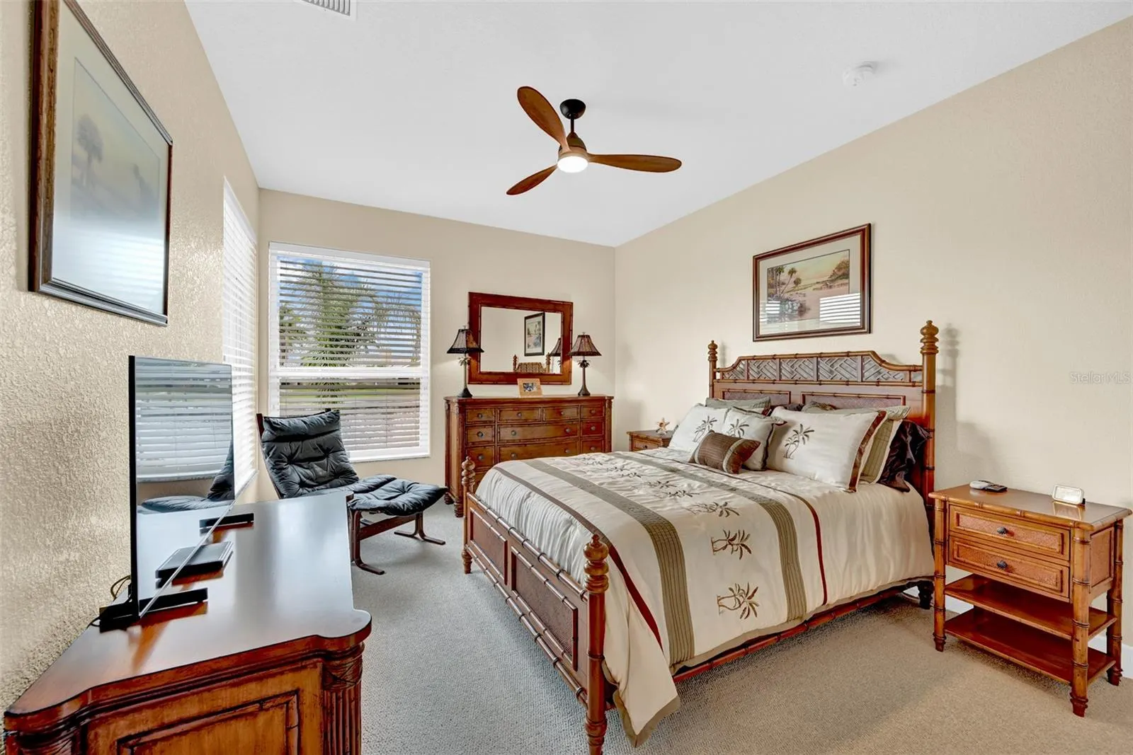 1700 LOS ALAMOS DR
