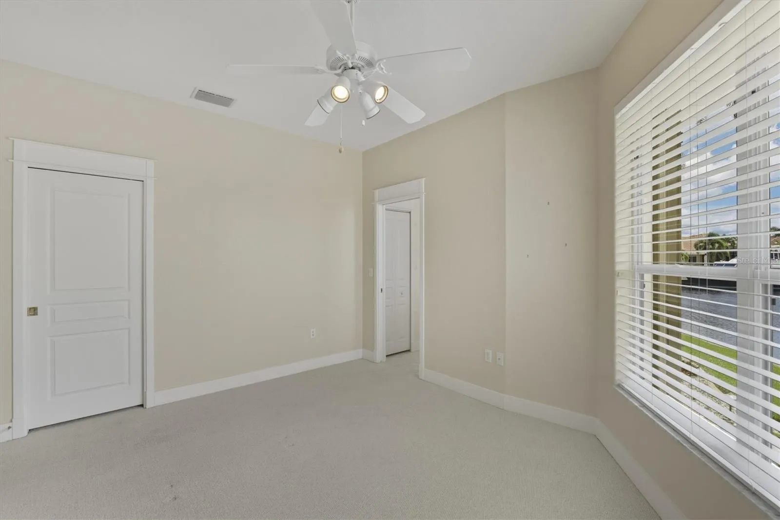 1700 LOS ALAMOS DR