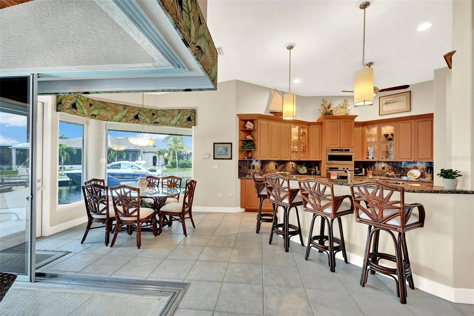 1700 LOS ALAMOS DR