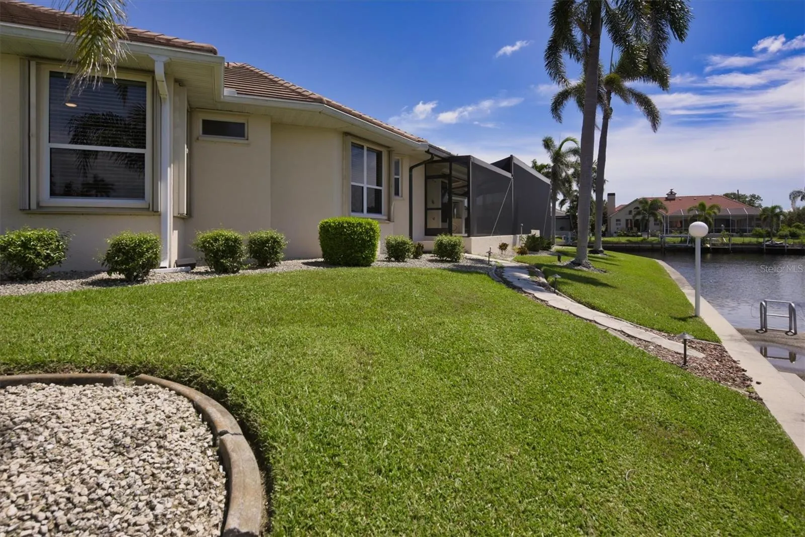 1700 LOS ALAMOS DR