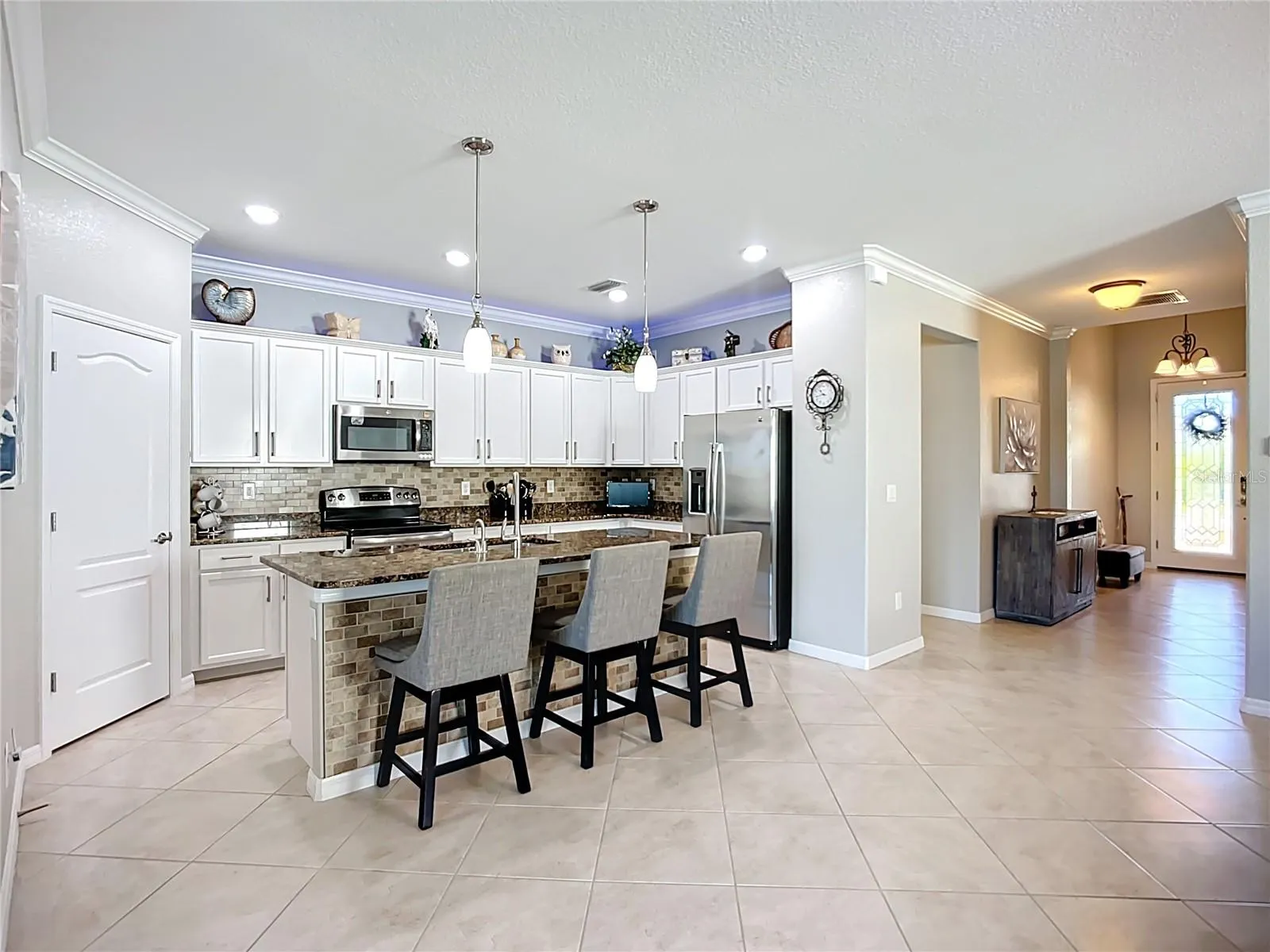 6198 GRAND CYPRESS BLVD