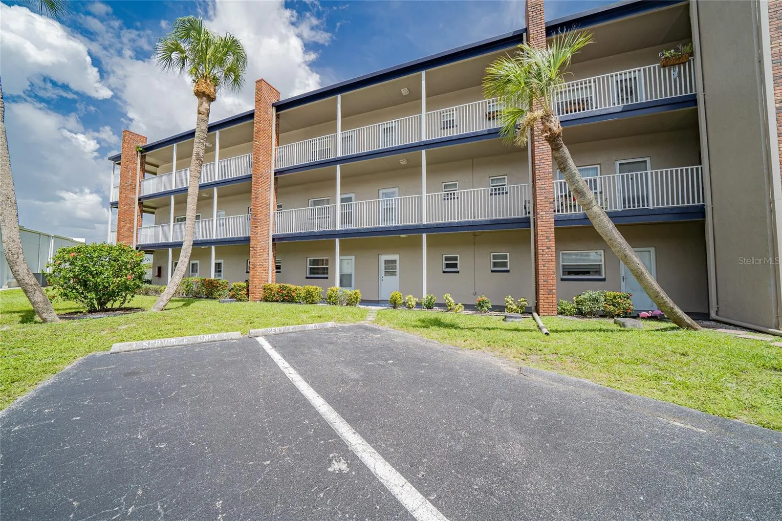 3100 HARBOR BLVD #315, #315