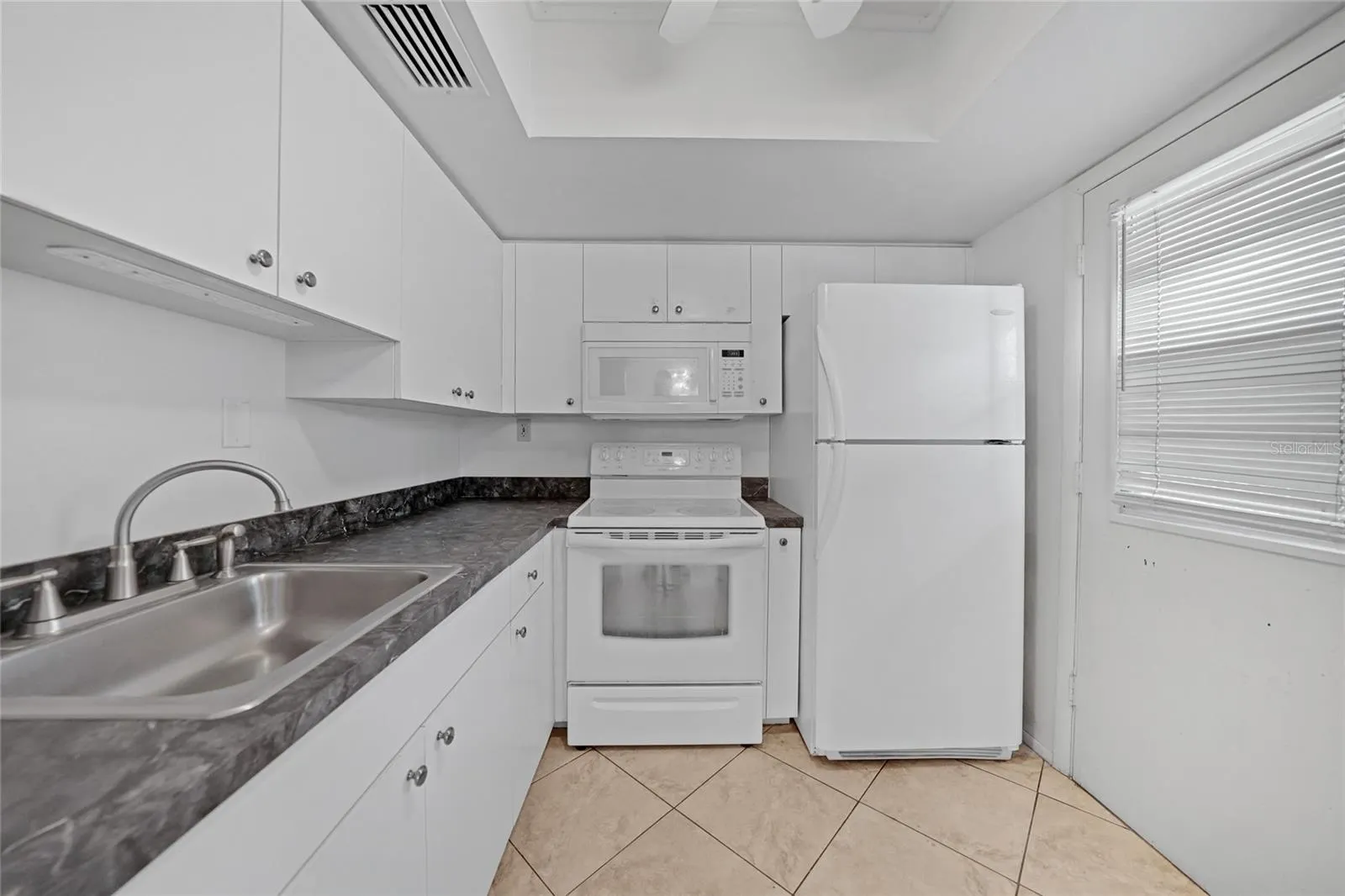 3100 HARBOR BLVD #315, #315
