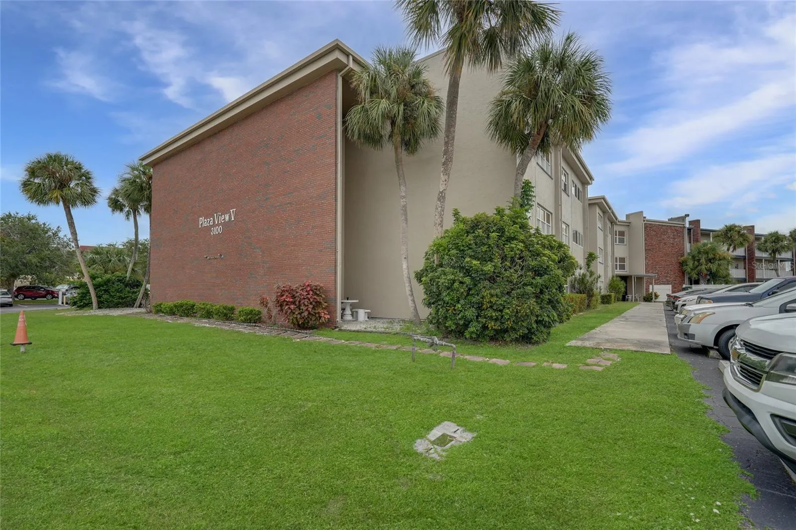 3100 HARBOR BLVD #315, #315