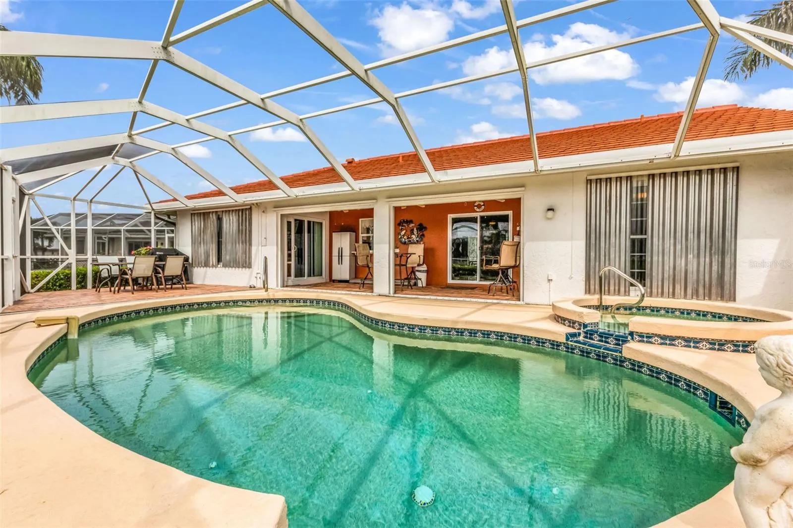 1565 SAN MARINO CT