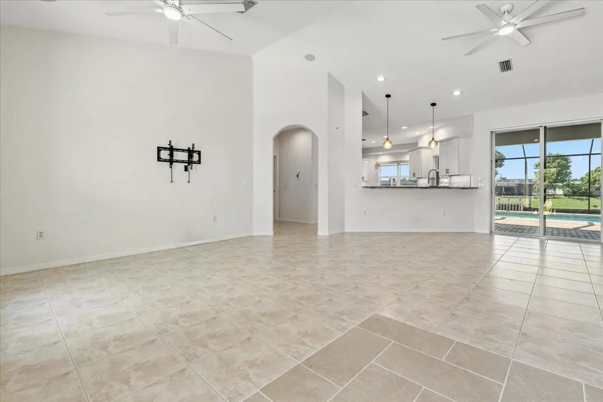 8680 QUINN CT