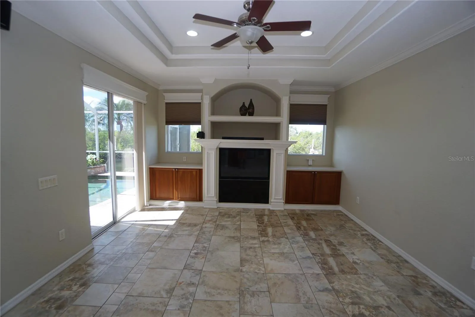 653 MACEDONIA DR