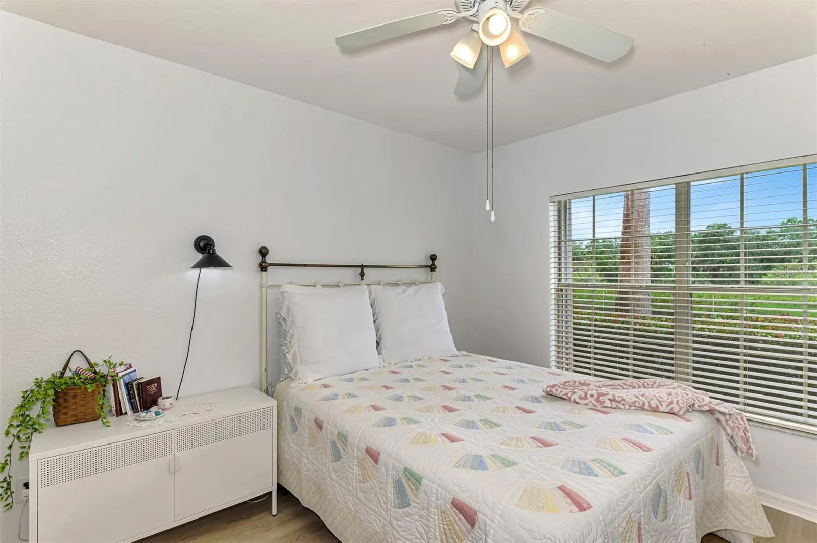 2040 WILLOW HAMMOCK CIR #104, #104