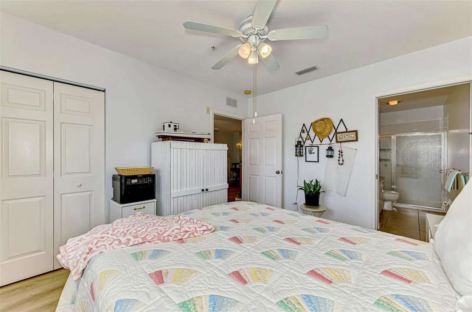 2040 WILLOW HAMMOCK CIR #104, #104