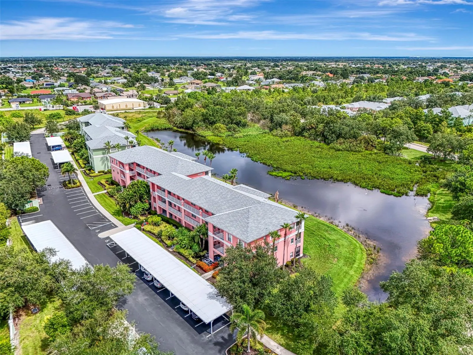 2040 WILLOW HAMMOCK CIR #104, #104