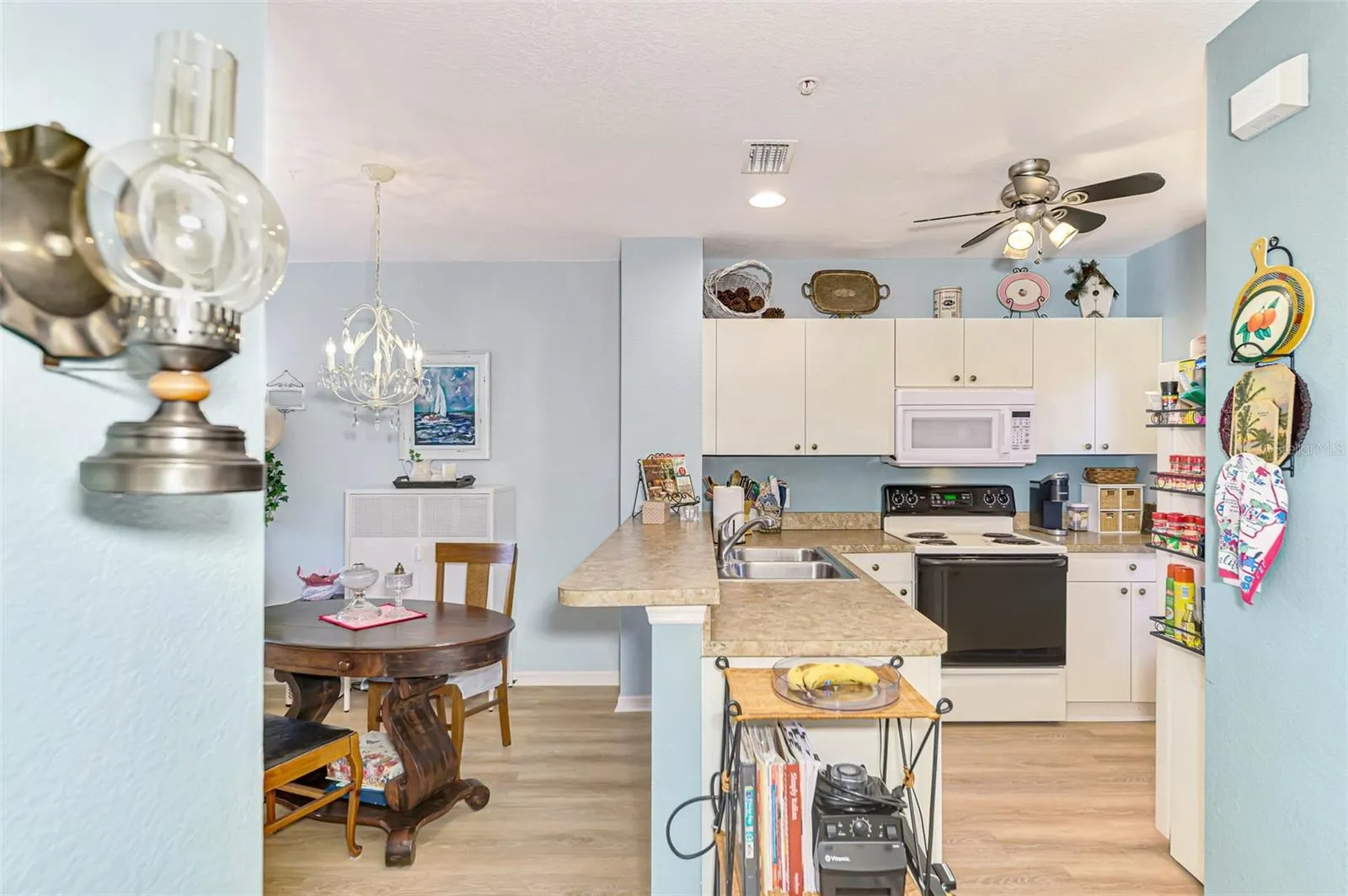 2040 WILLOW HAMMOCK CIR #104, #104