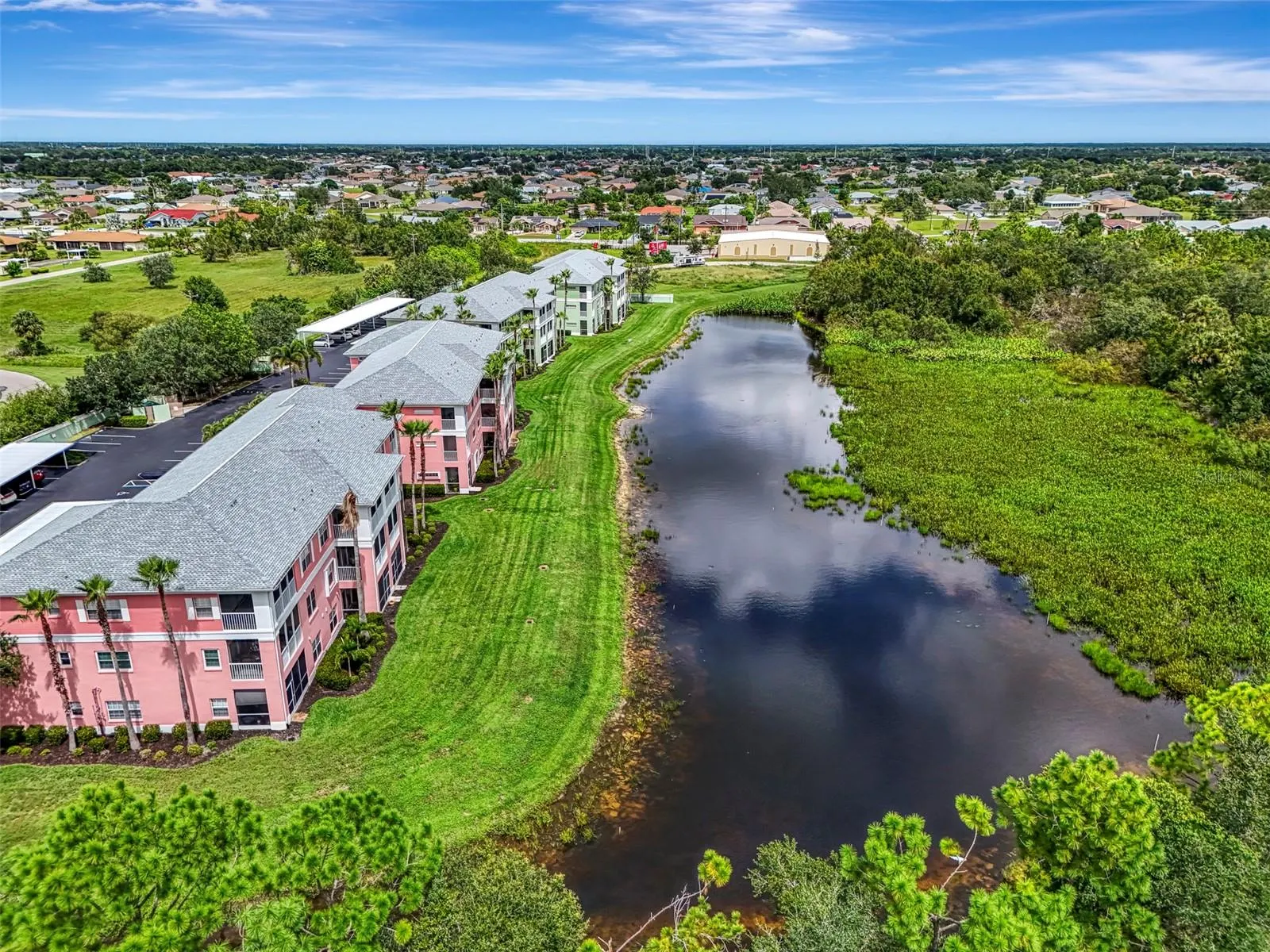 2040 WILLOW HAMMOCK CIR #104, #104