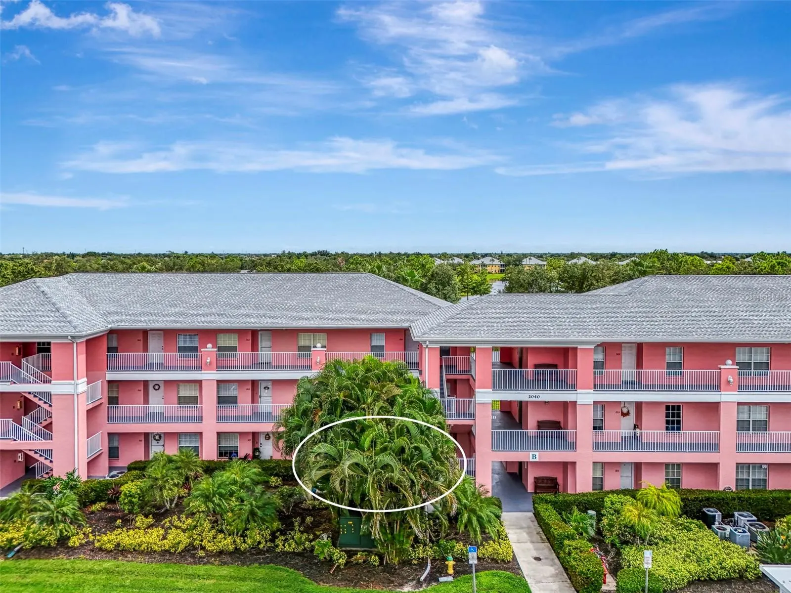 2040 WILLOW HAMMOCK CIR #104, #104
