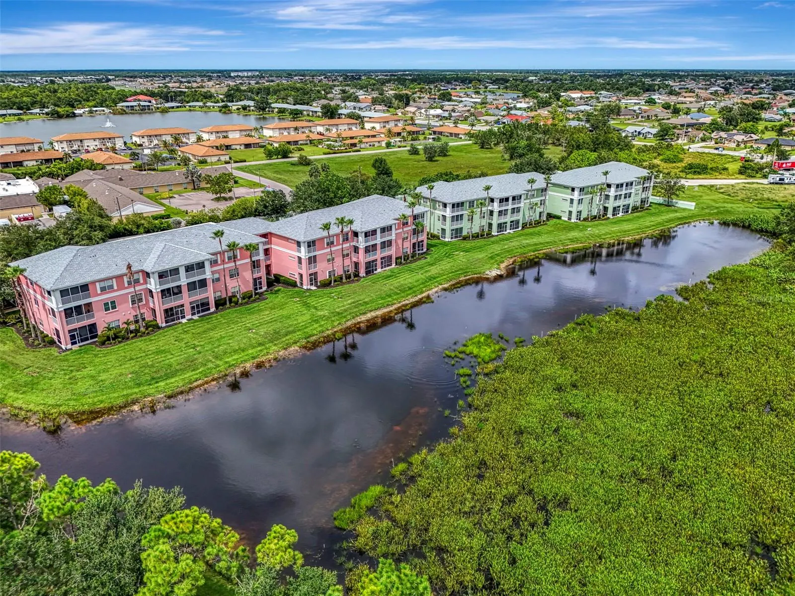 2040 WILLOW HAMMOCK CIR #104, #104