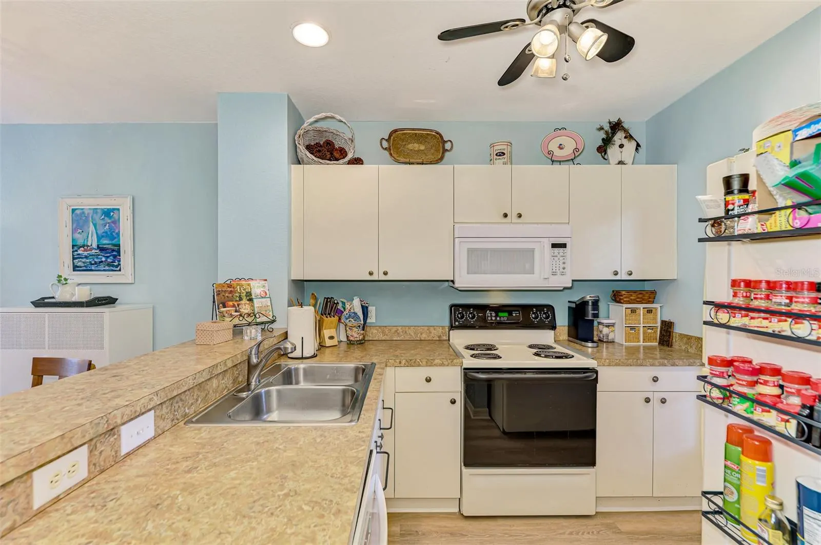 2040 WILLOW HAMMOCK CIR #104, #104