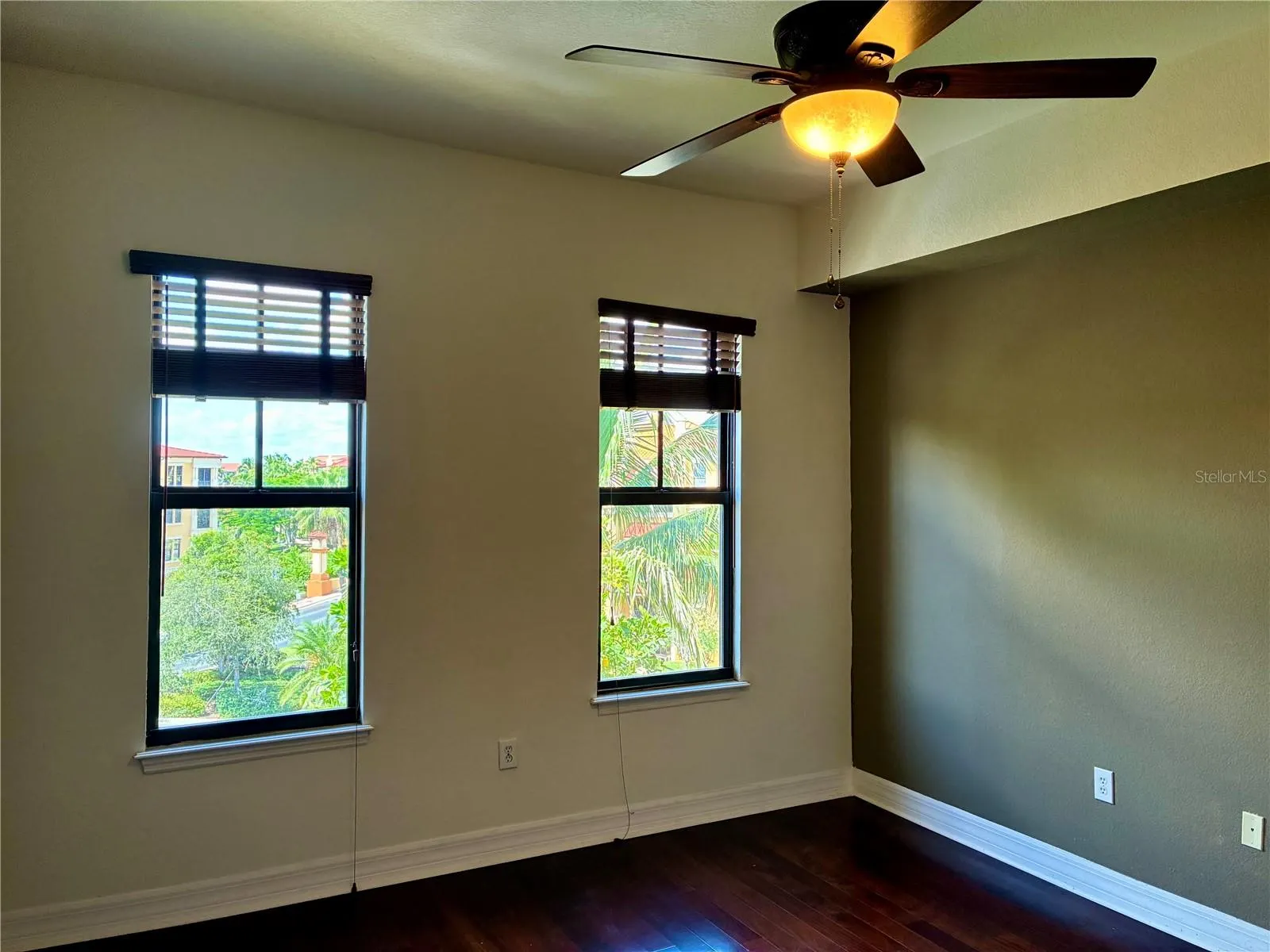 98 VIVANTE BLVD #98412, #98412