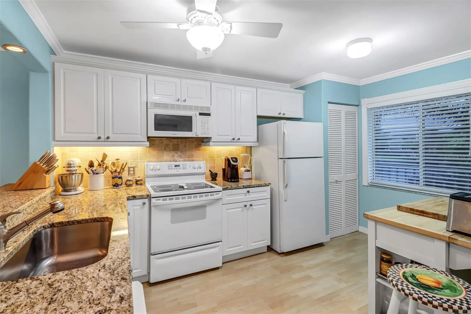 3041 SANDPIPER BAY CIR #H201, #H201