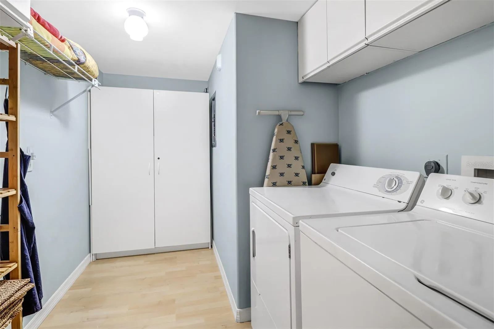 3041 SANDPIPER BAY CIR #H201, #H201