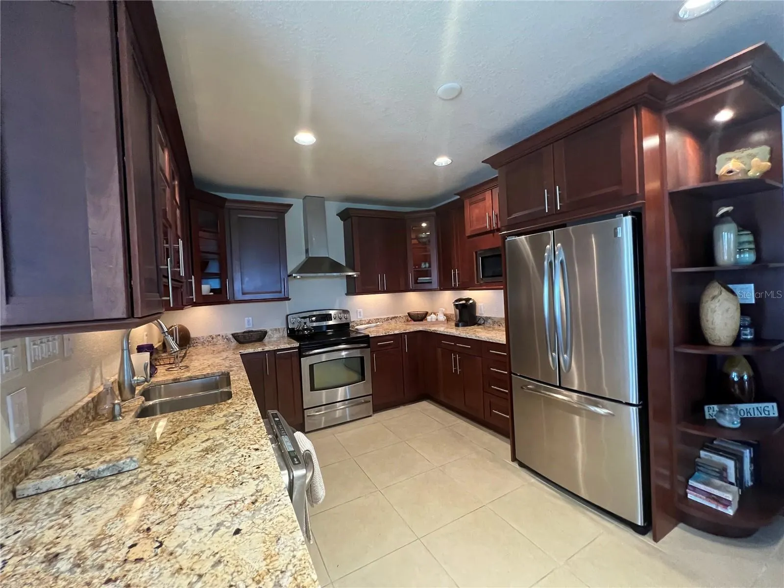 3220 SOUTHSHORE DR #22C, #22C