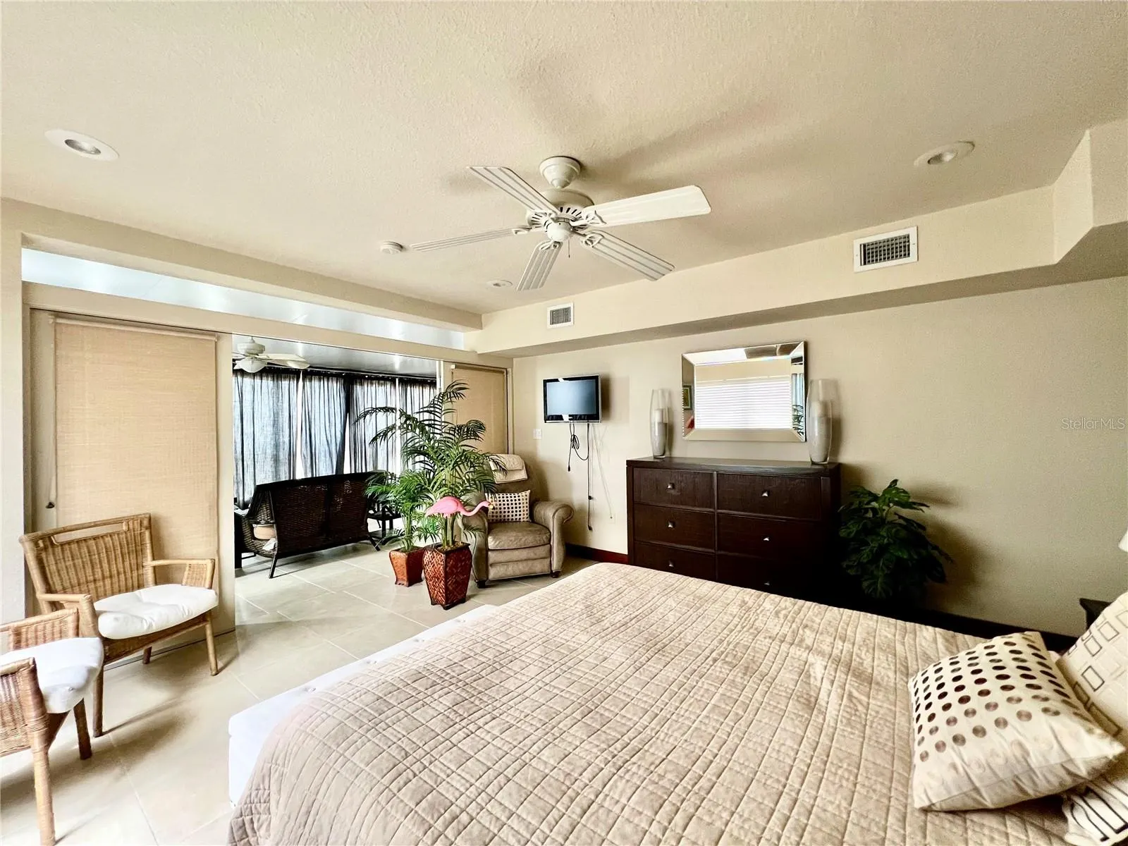 3220 SOUTHSHORE DR #22C, #22C