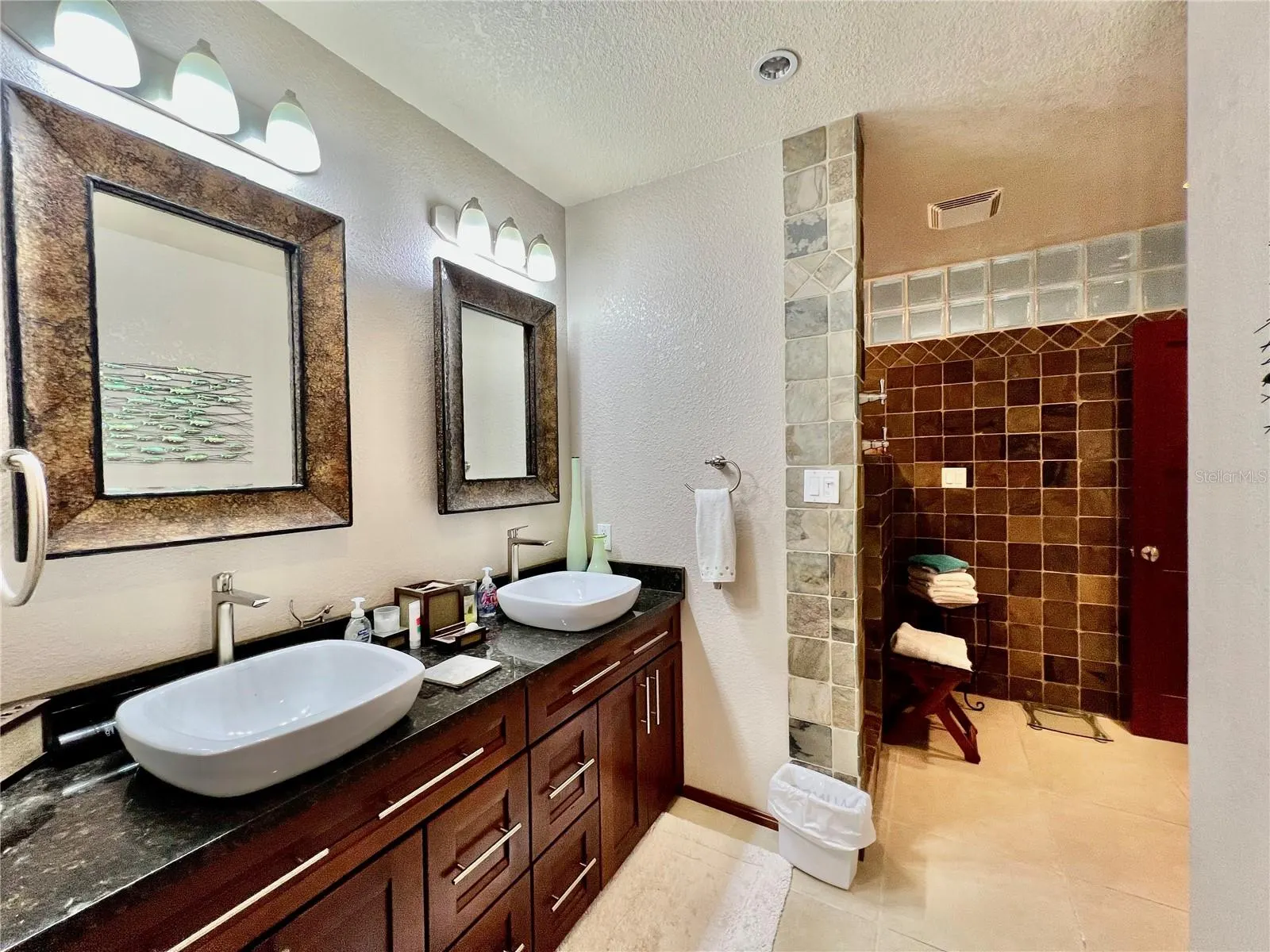 3220 SOUTHSHORE DR #22C, #22C