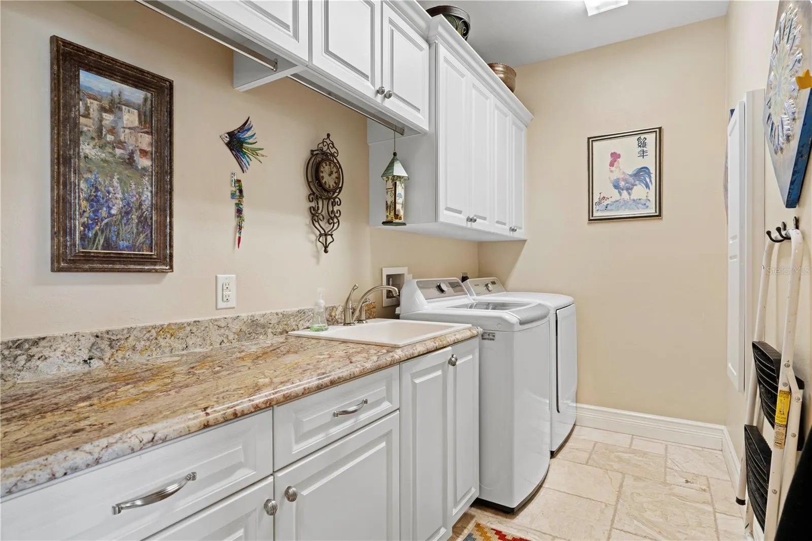 238 LIDO DR