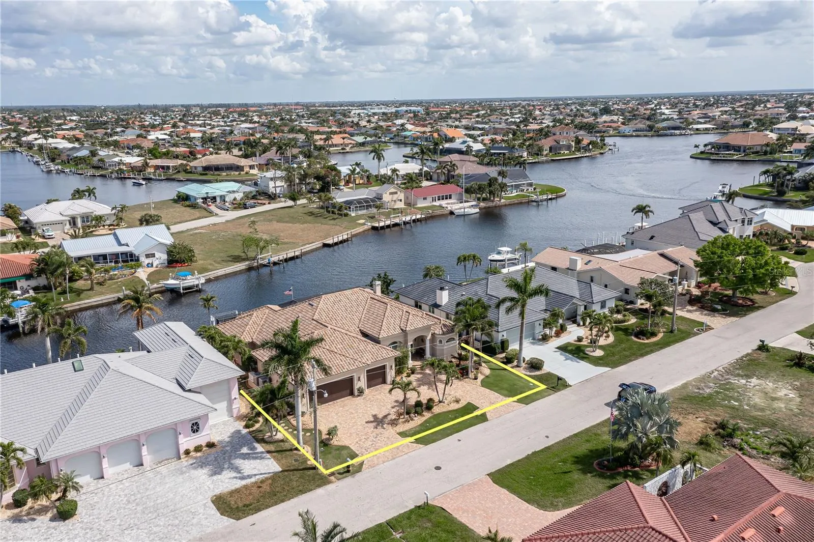 238 LIDO DR