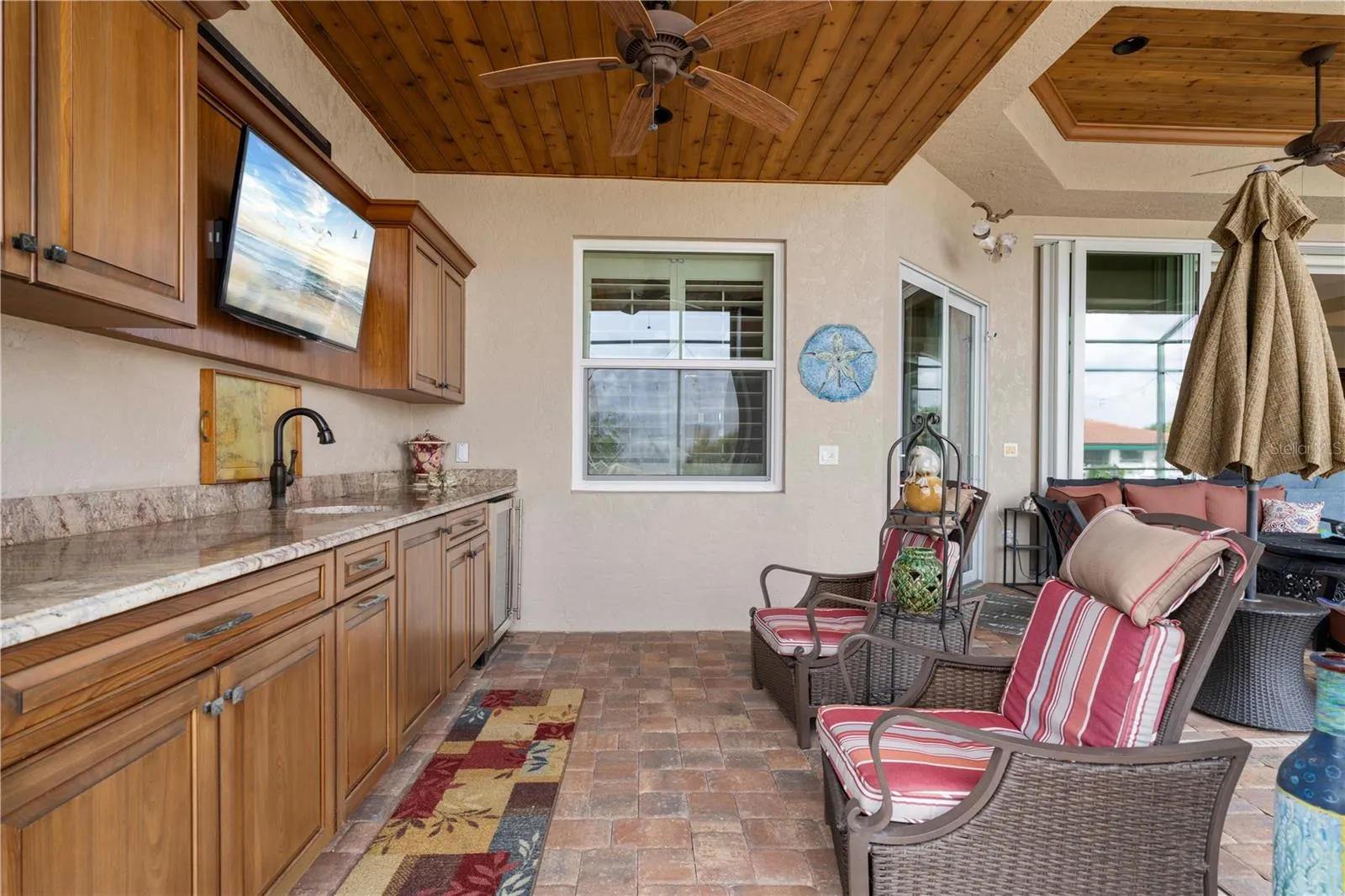 238 LIDO DR