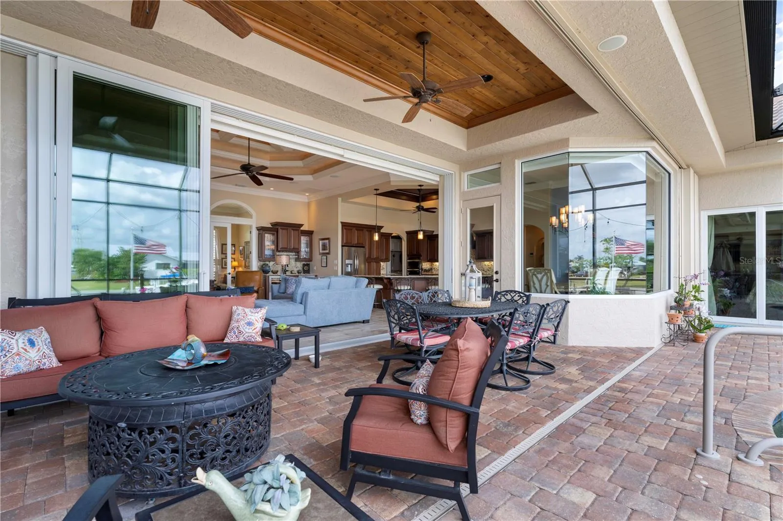 238 LIDO DR