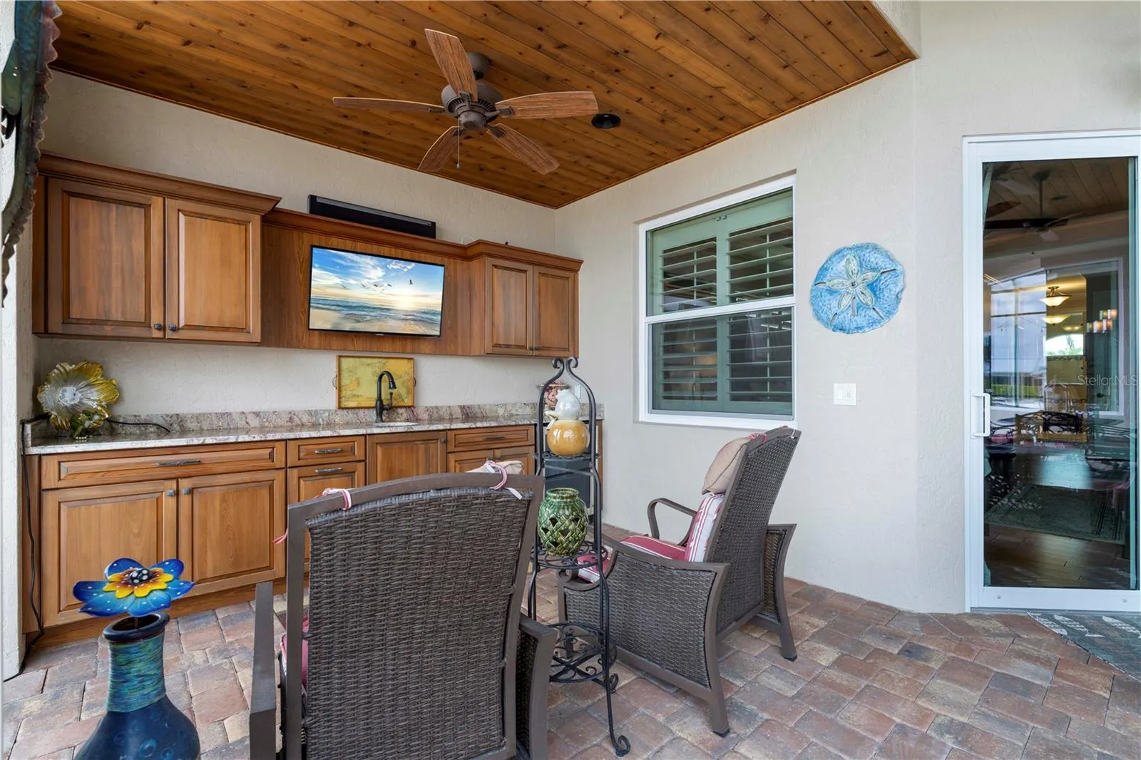238 LIDO DR