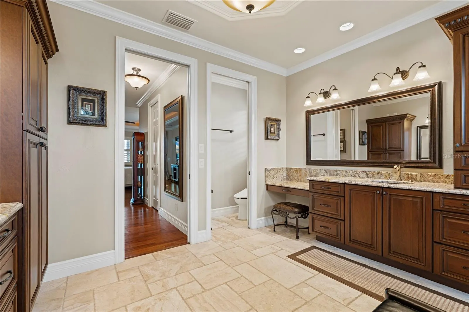 238 LIDO DR