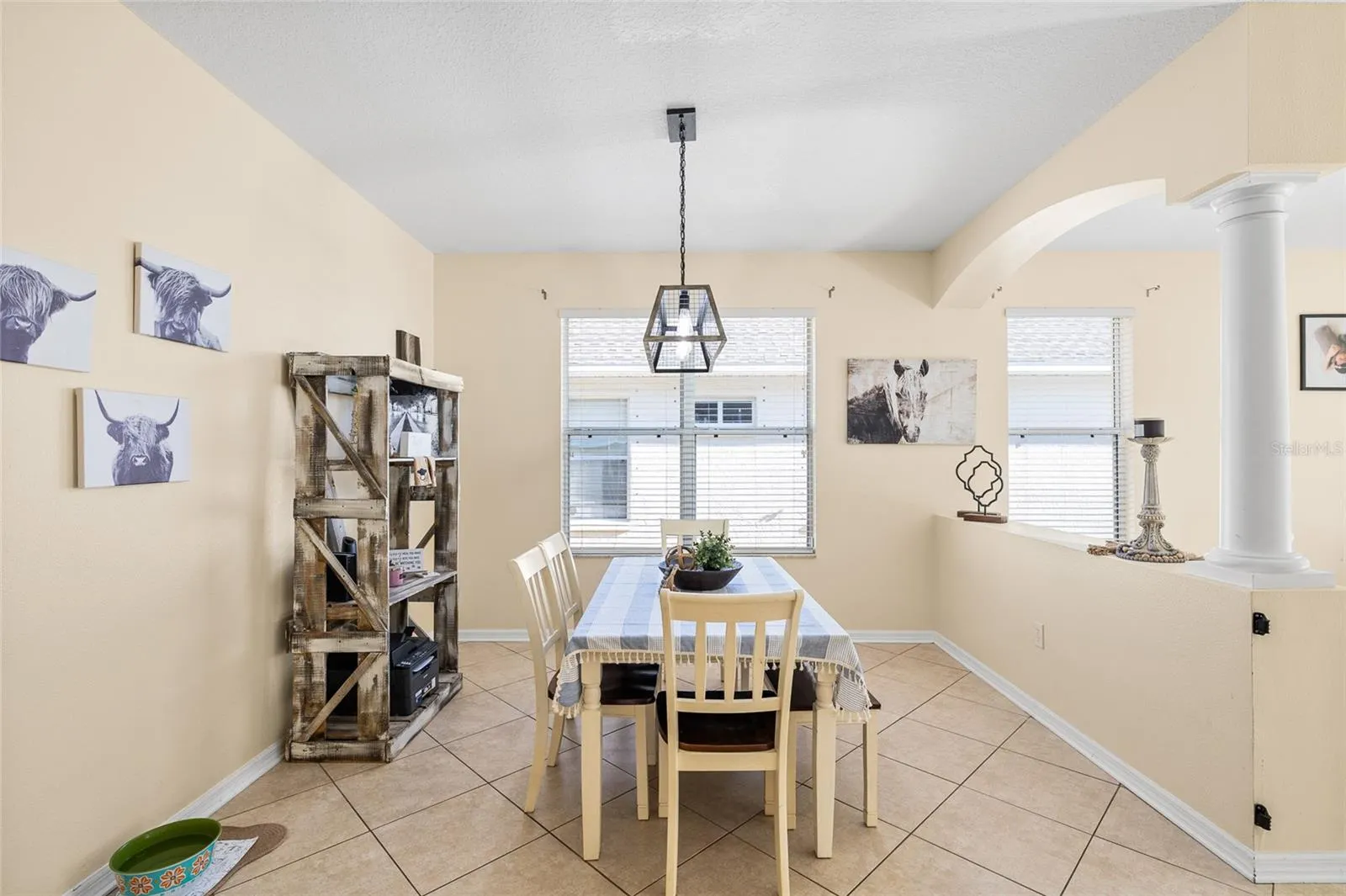 427 STONE BRIAR DR
