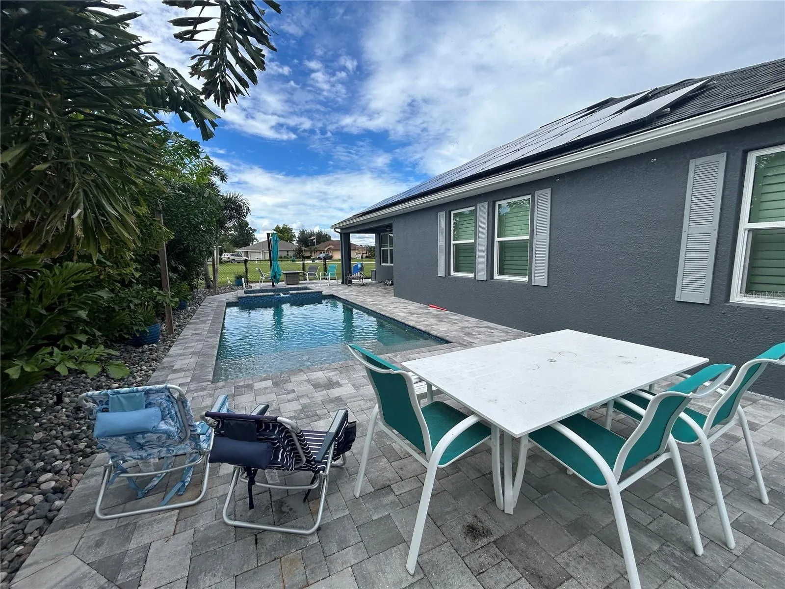 25427 DOREDO DR