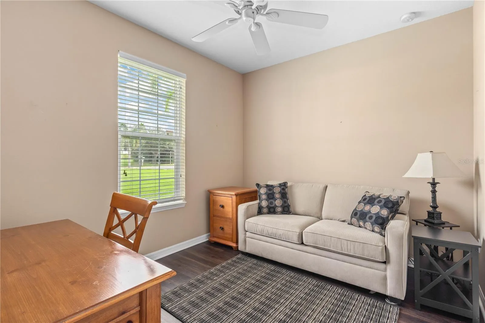 5064 WHISPERING OAKS DR