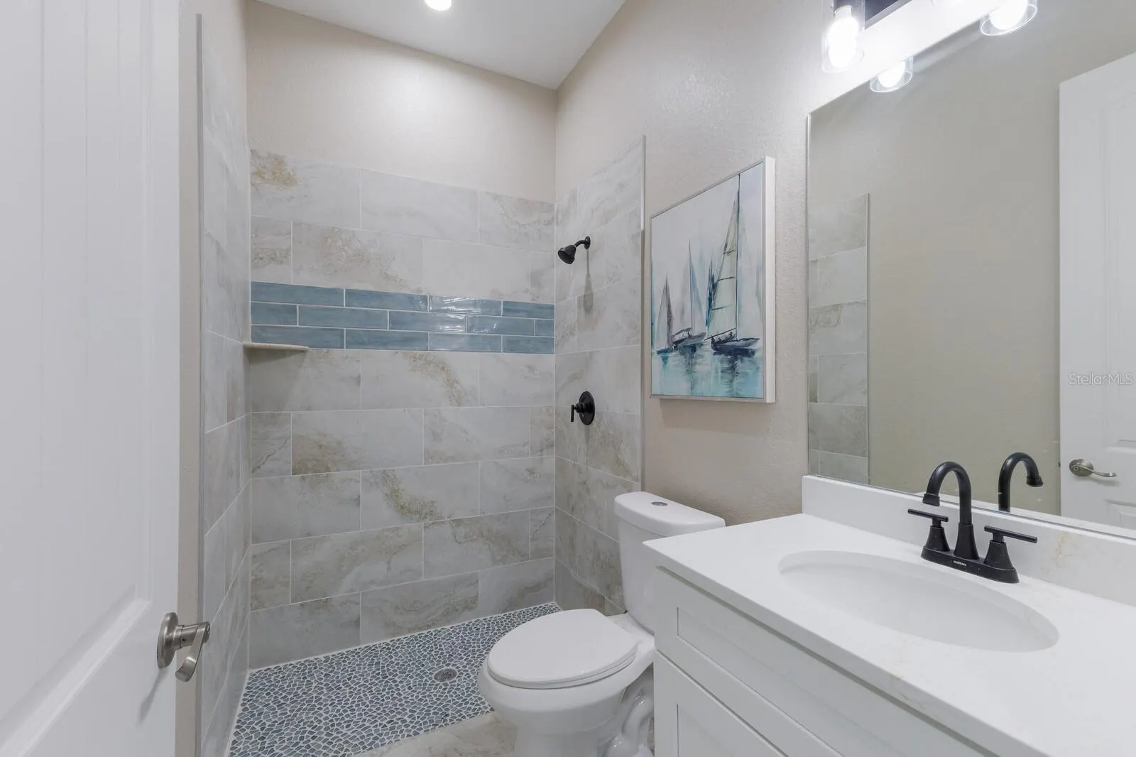 105 SPUR DR