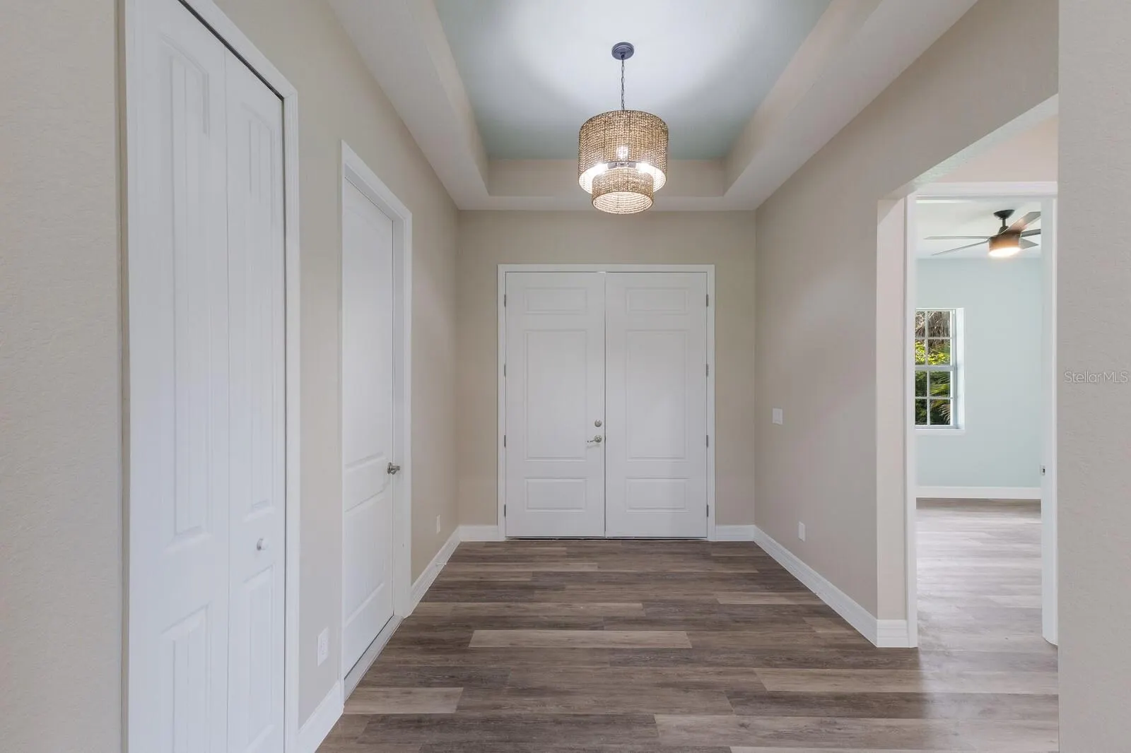 105 SPUR DR