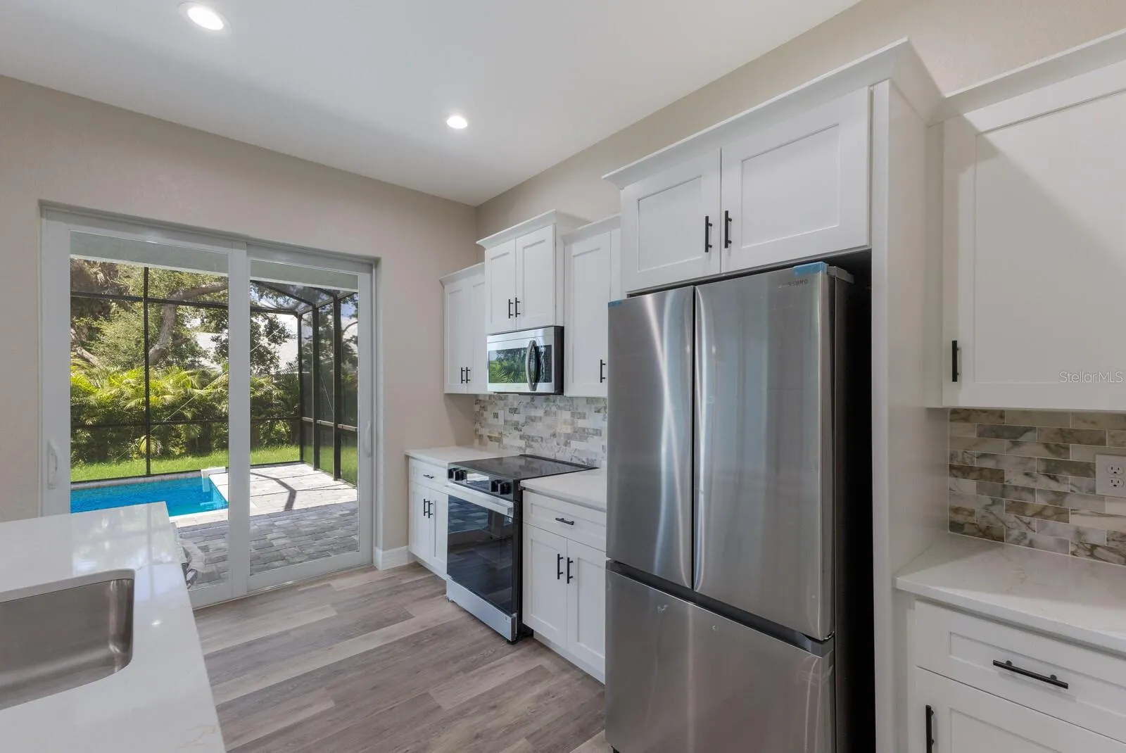 105 SPUR DR