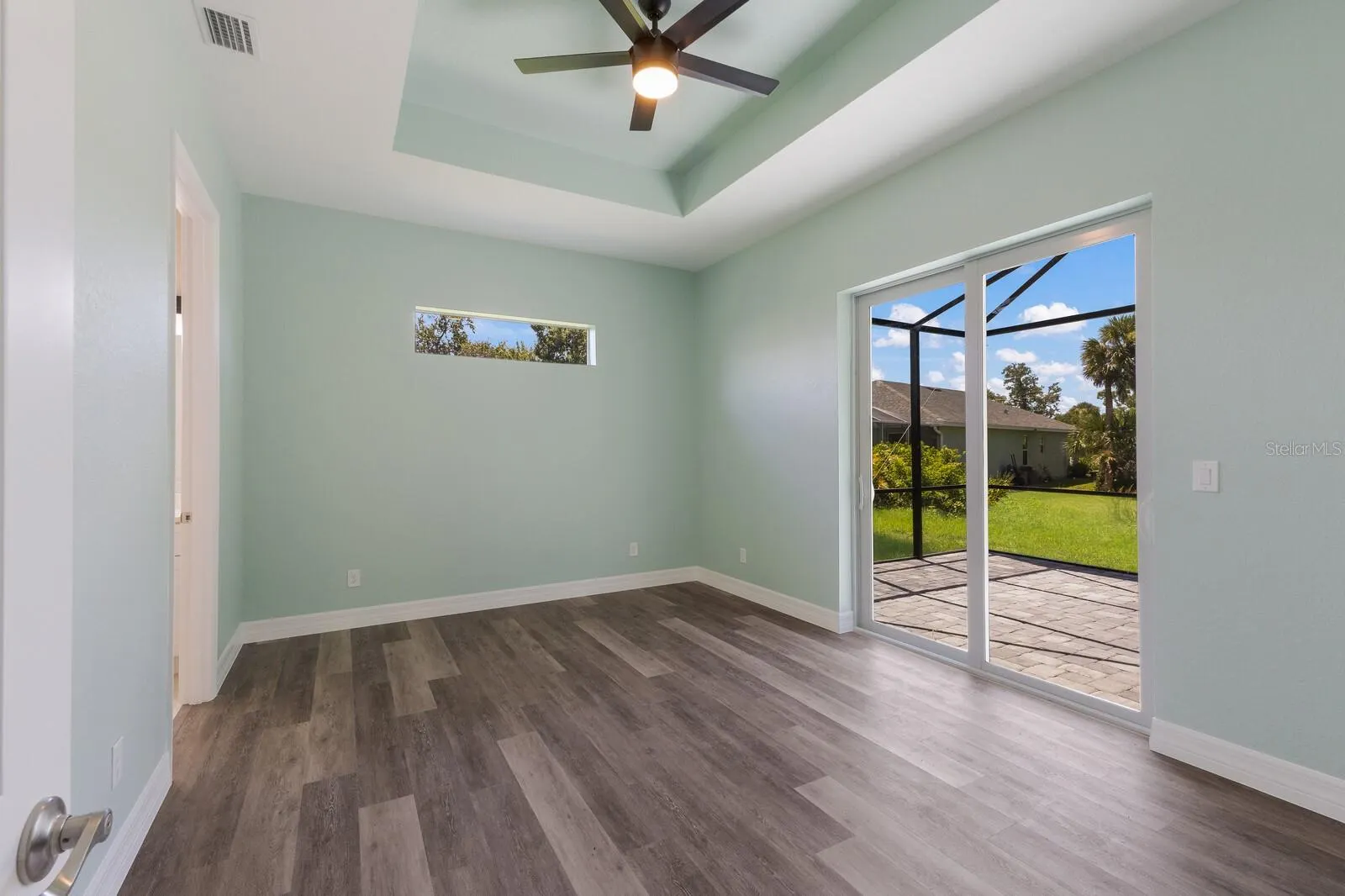 105 SPUR DR