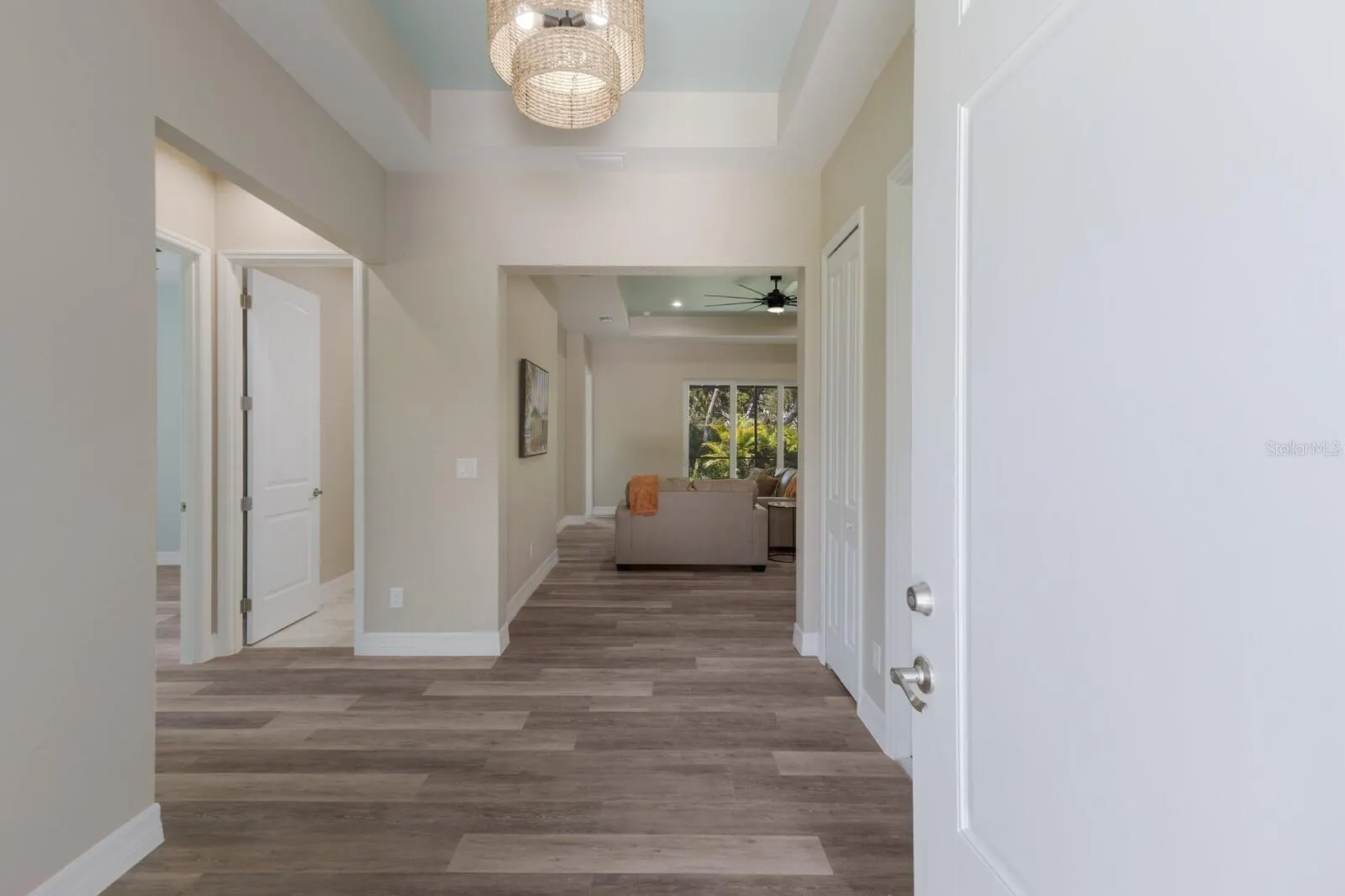 105 SPUR DR