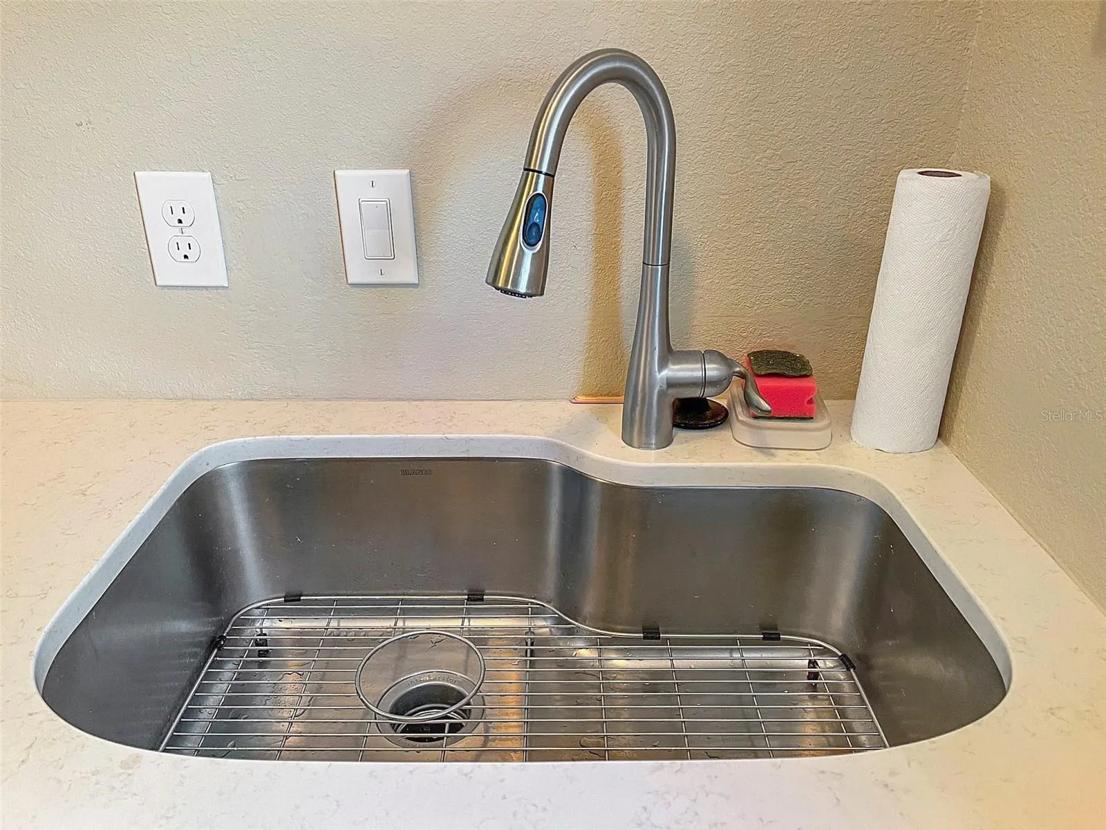 1310 MONTE CARLO CT