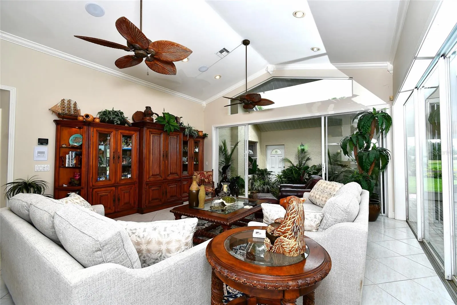6030 KEY LARGO CIR