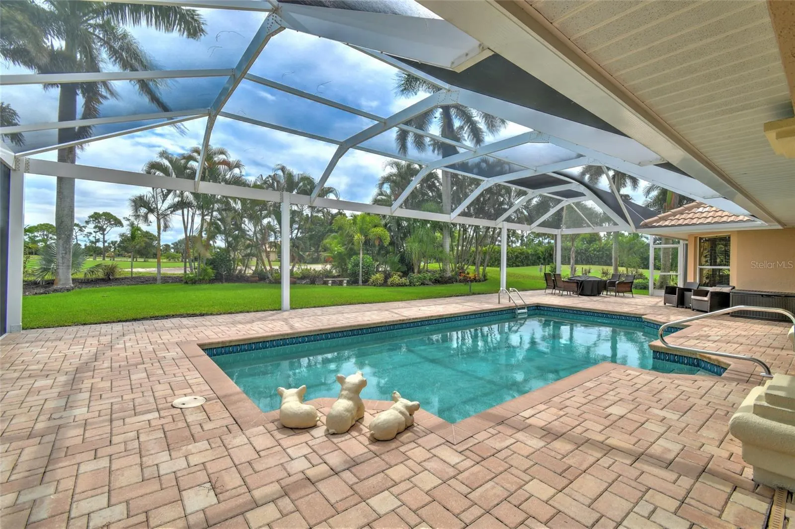 6030 KEY LARGO CIR