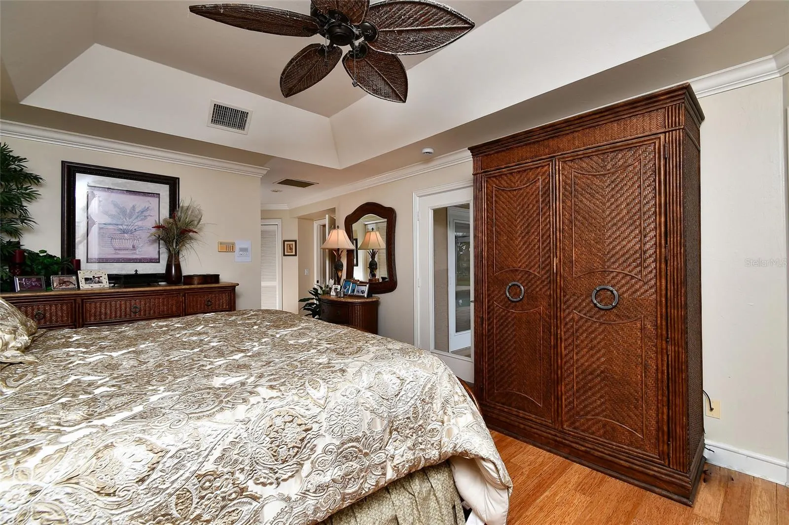 6030 KEY LARGO CIR