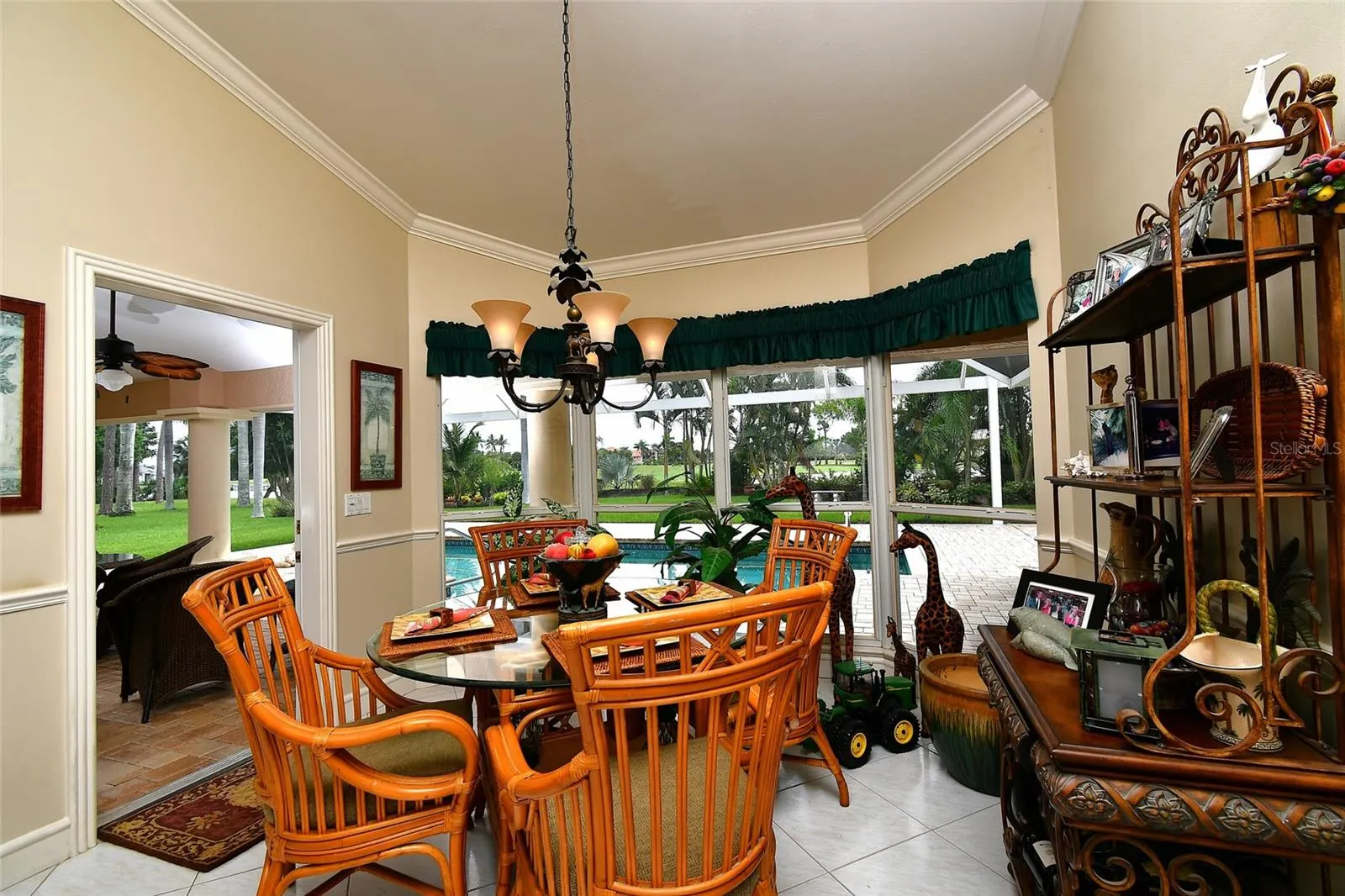 6030 KEY LARGO CIR