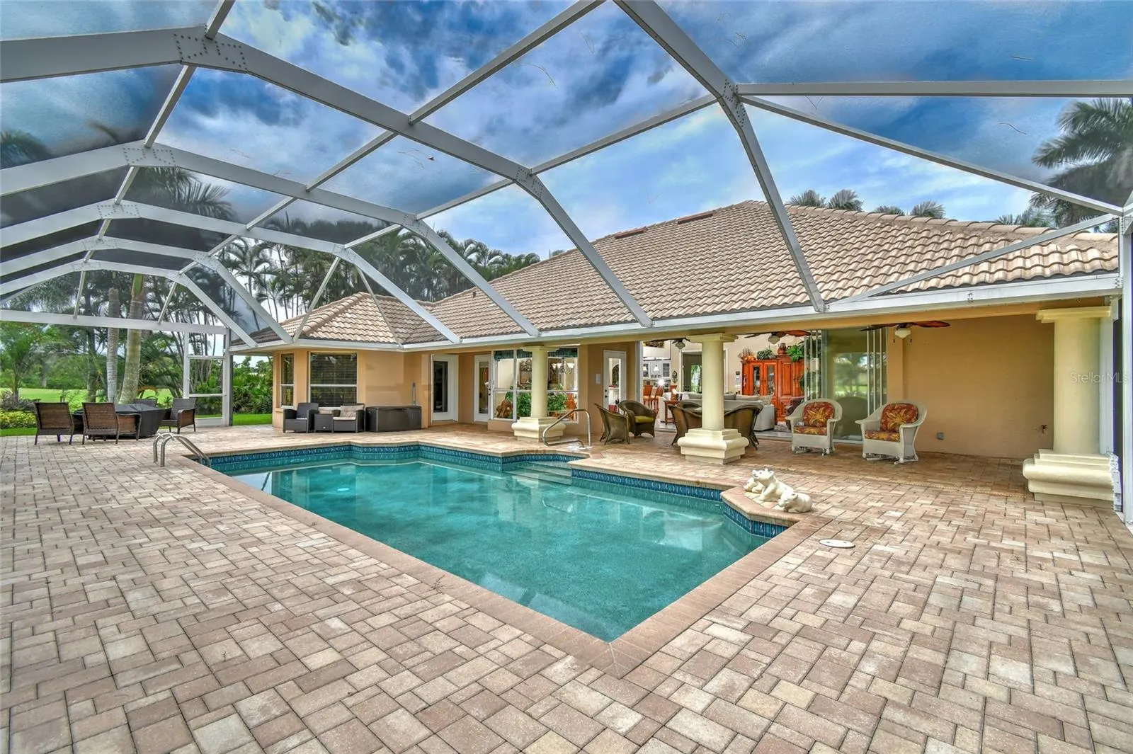 6030 KEY LARGO CIR
