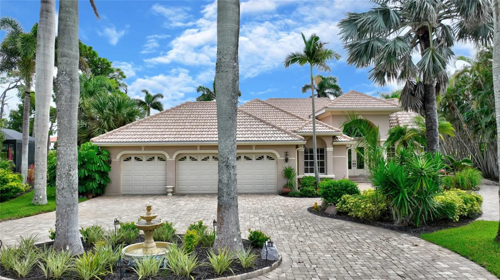 6030 KEY LARGO CIR
