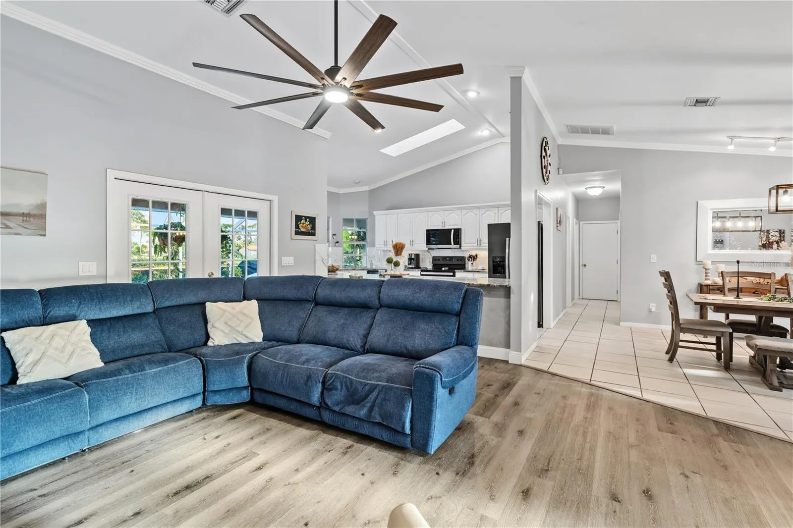 1705 SW 15TH AVE