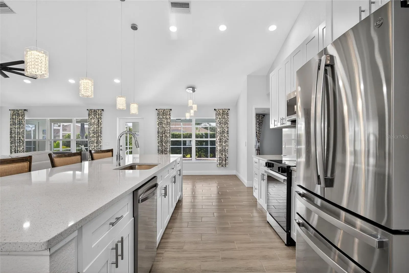 27069 ECUADOR DR